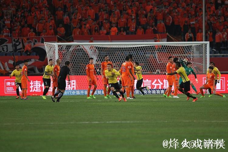 苏超爆火后 十三太保从卷比赛胜负升级为卷新主场 苏超爆火后 十三太保从卷比赛胜负升级为卷新主场